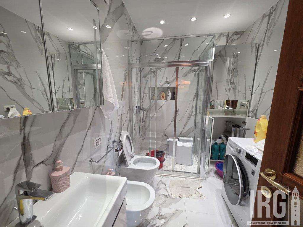 Apartament 2+1+2 me Kuzhine te vecuar! Investim Premium, Per Qera!