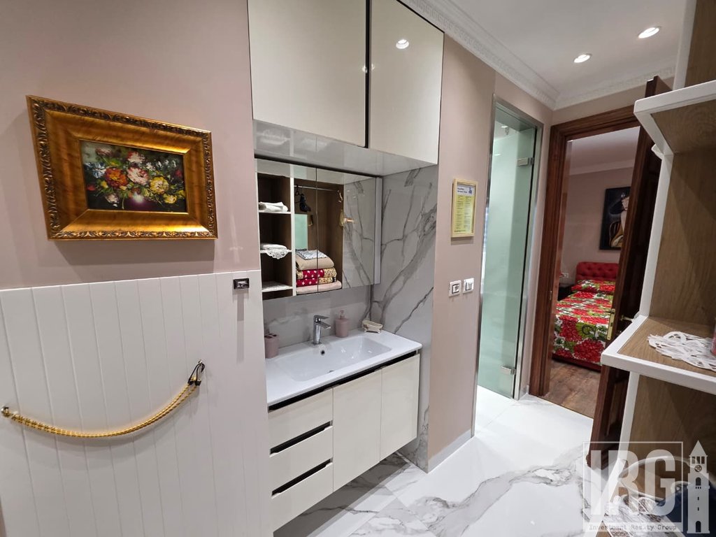 Apartament 2+1+2 me Kuzhine te vecuar! Investim Premium, Per Qera!