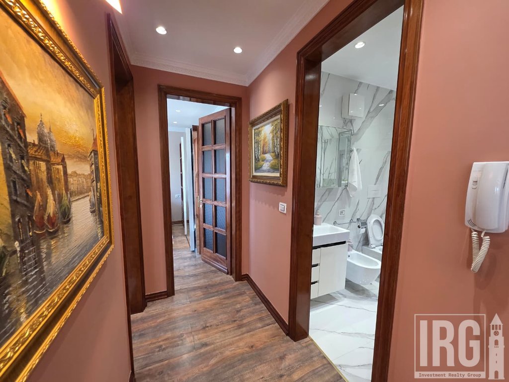 Apartament 2+1+2 me Kuzhine te vecuar! Investim Premium, Per Qera!