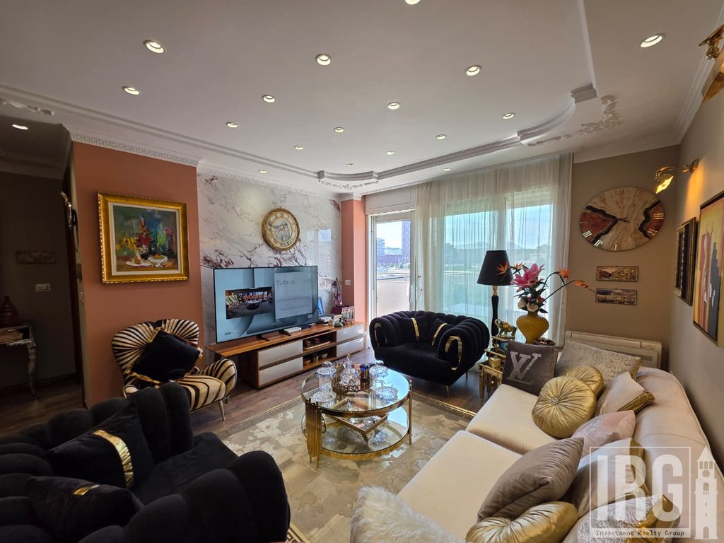 Apartament 2+1+2 me Kuzhine te vecuar! Investim Premium, Per Qera!