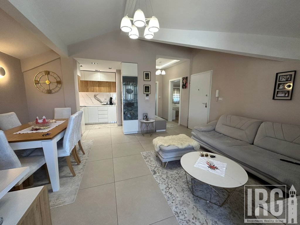 Apartment 2+1 with Veranda – Marie Logoreci Street, Tirana