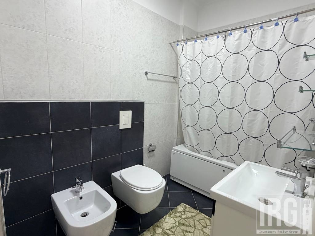 JEPET ME QIRA APARTAMENT 2+1+2 TEK RING CENTER !