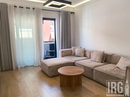 JEPET ME QIRA | APARTAMENT 3+1 + POST PARKIMI
 Rruga e Kosovarëve, Tiranë