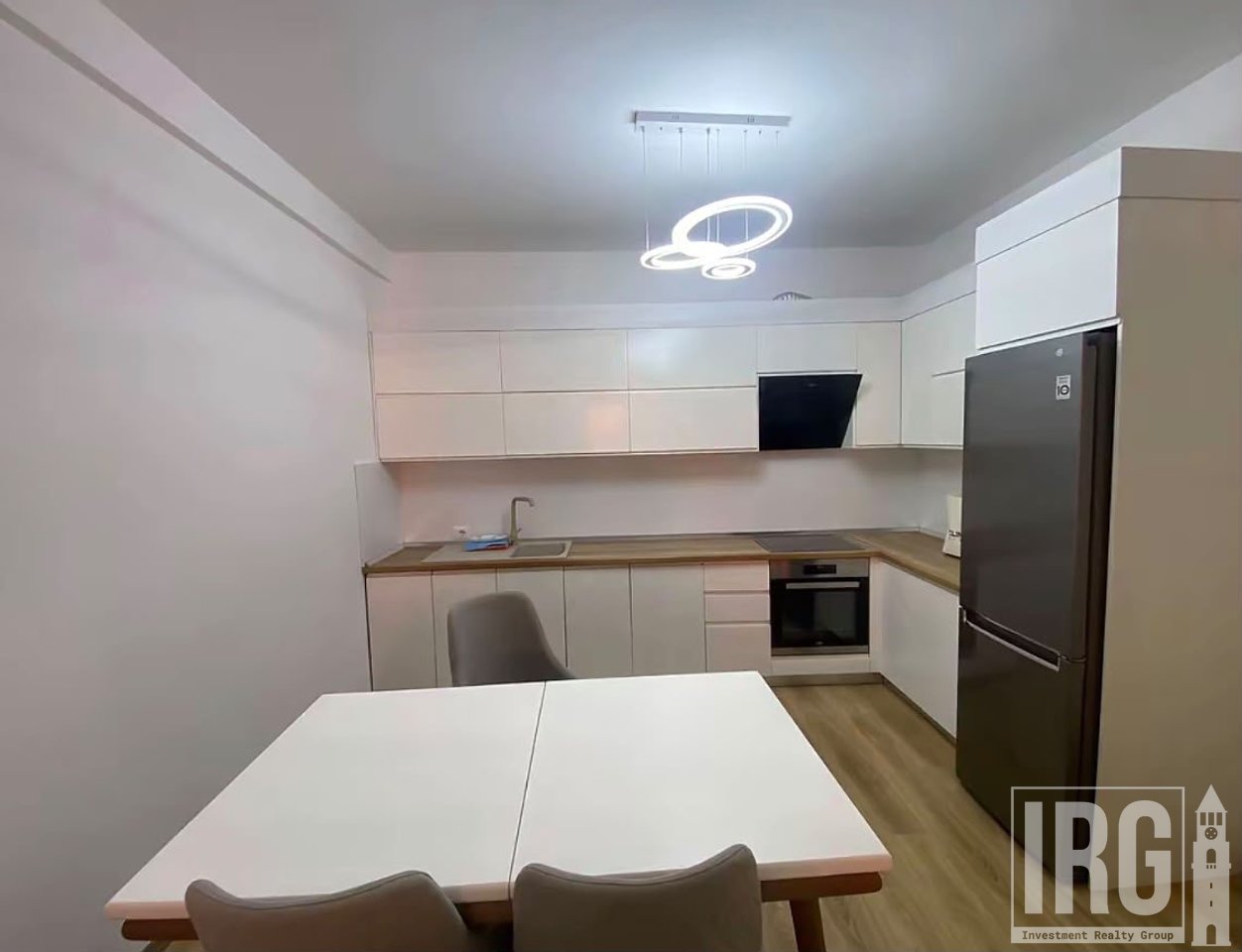 APARTAMENT 2+1+2  – PRANË QSUT | ARLIS FARMACIA 10