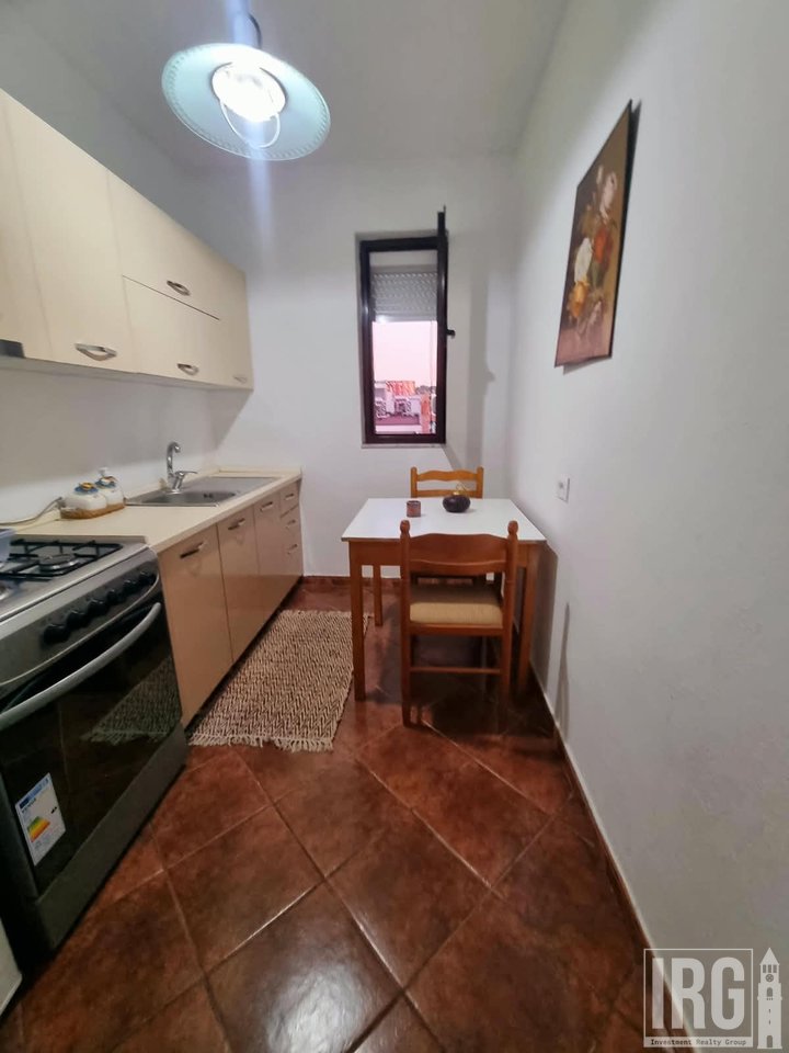 AFFITTASI APPARTAMENTO 2+1 VICINO A VIA ELBASANI | 700€