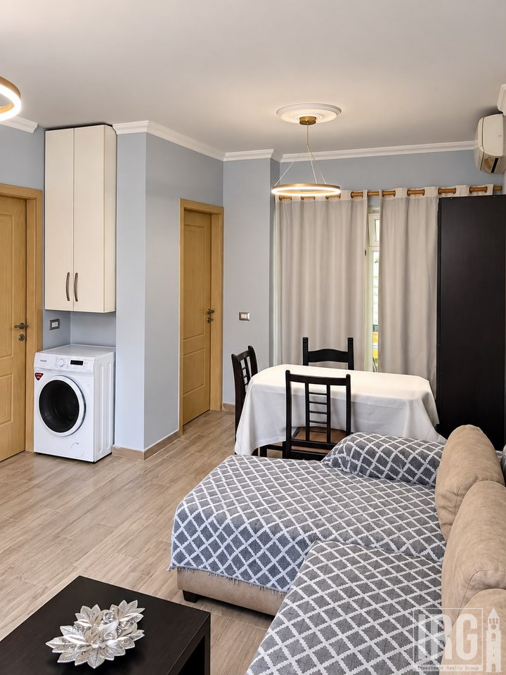 Appartamento 2+1 al primo piano di una villa!