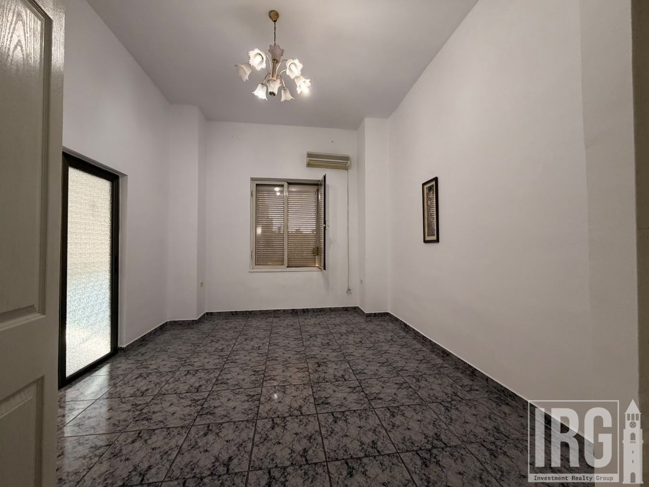 Shallvaret, Appartamento adatto per uffici!