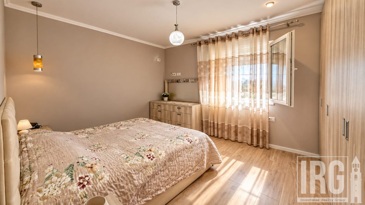 SHITET APARTAMENT 2+1 – TIRANA E RE