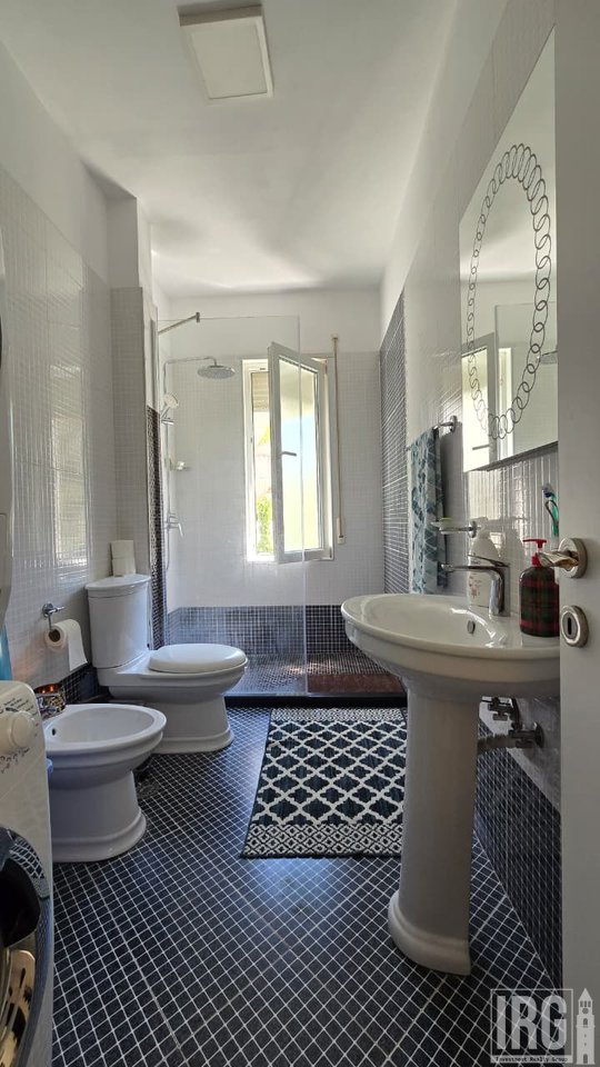 Apartament 2+1+2 për Shitje pranë Kopshtit Botanik, Tiranë !!