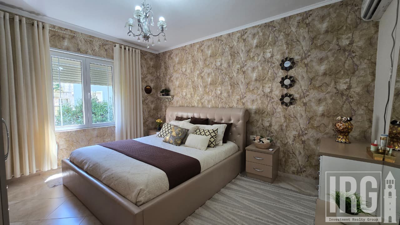 Apartament 2+1+2 për Qera pranë Kopshtit Botanik, Tiranë !!