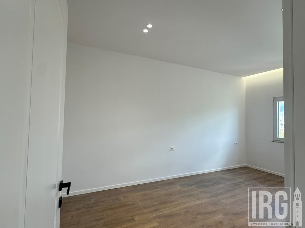SHITET APARTAMENT 1+1 NË RRUGËN BARDHYL!