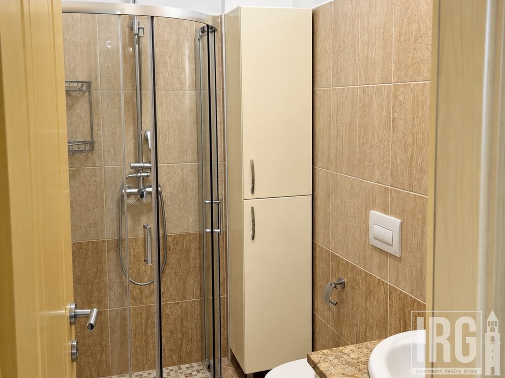 Apartament 2+1 ne katin e 1 te nje Vile private!