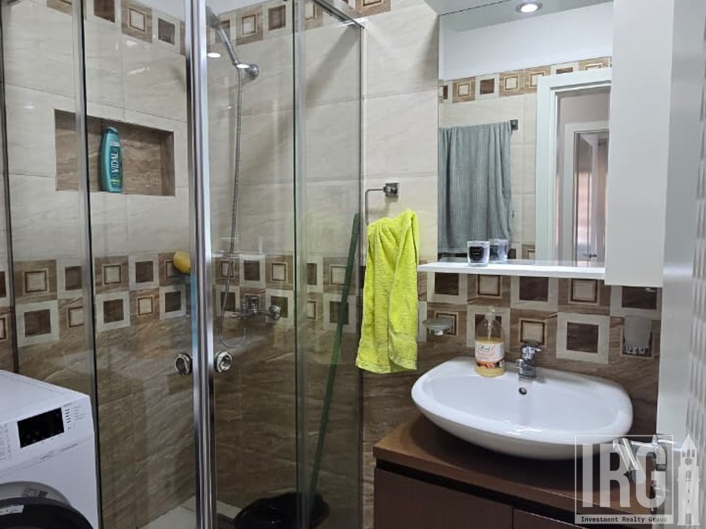 APARTAMENT 2+1 PER QERA PRANE "21 DHJETORIT" !
70,000 Lekë /Muaj