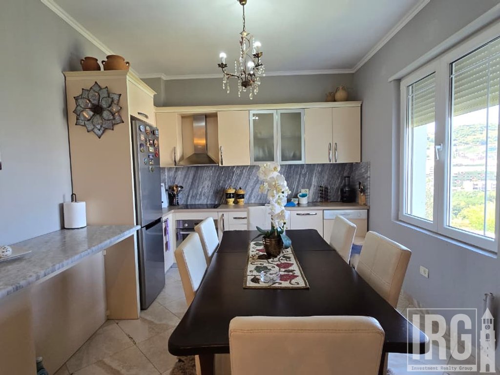 Apartament 2+1+2 për Qera pranë Kopshtit Botanik, Tiranë !!
