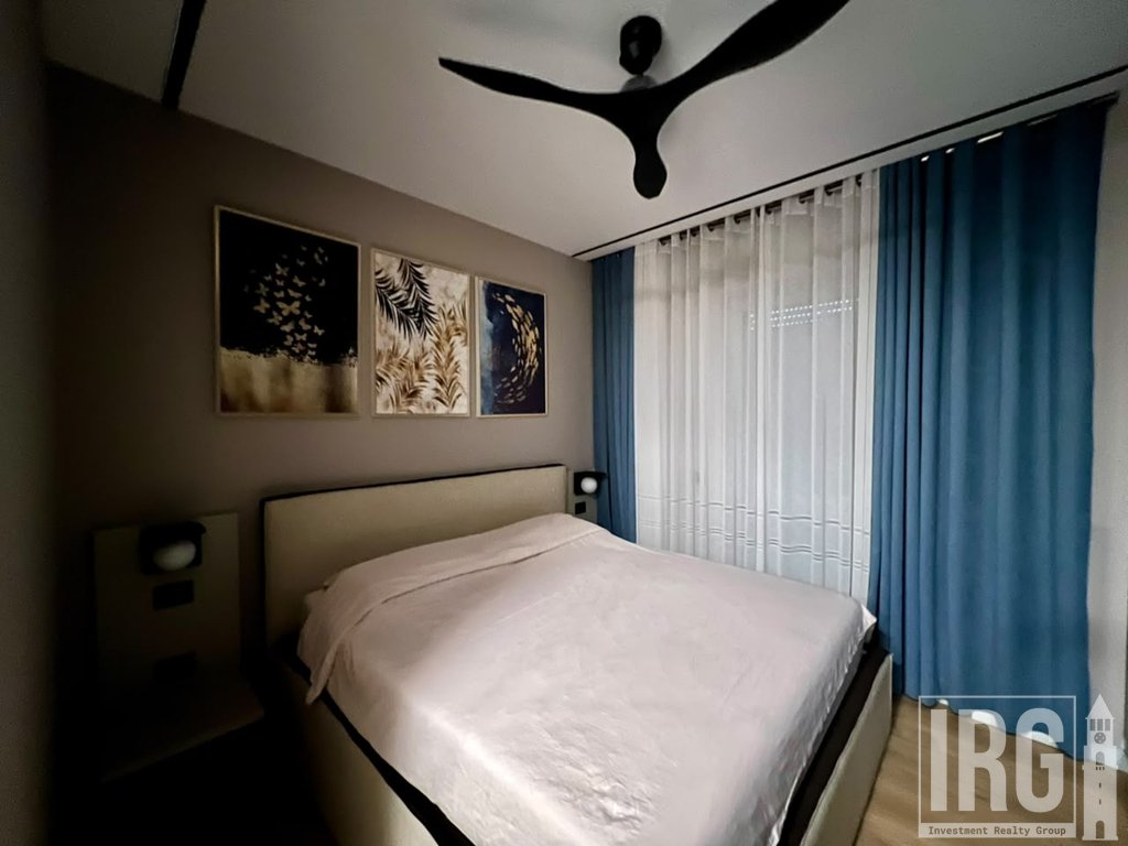 SHITET | APARTAMENT PREMIUM
OXHAKU KOMPLEKSI TOWER BRIDGE 3  , 2 POSTE PARKIMI
