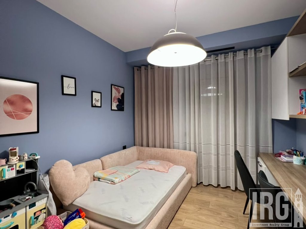 SHITET | APARTAMENT PREMIUM
OXHAKU KOMPLEKSI TOWER BRIDGE 3  , 2 POSTE PARKIMI