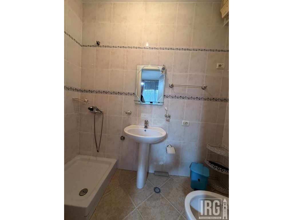 2 room apartment 108 m² in Tirana Municipality, Albania