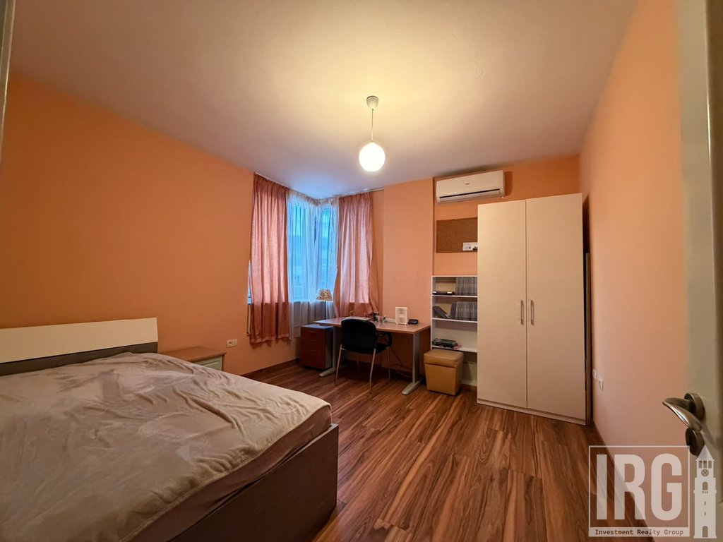 2 room apartment 108 m² in Tirana Municipality, Albania