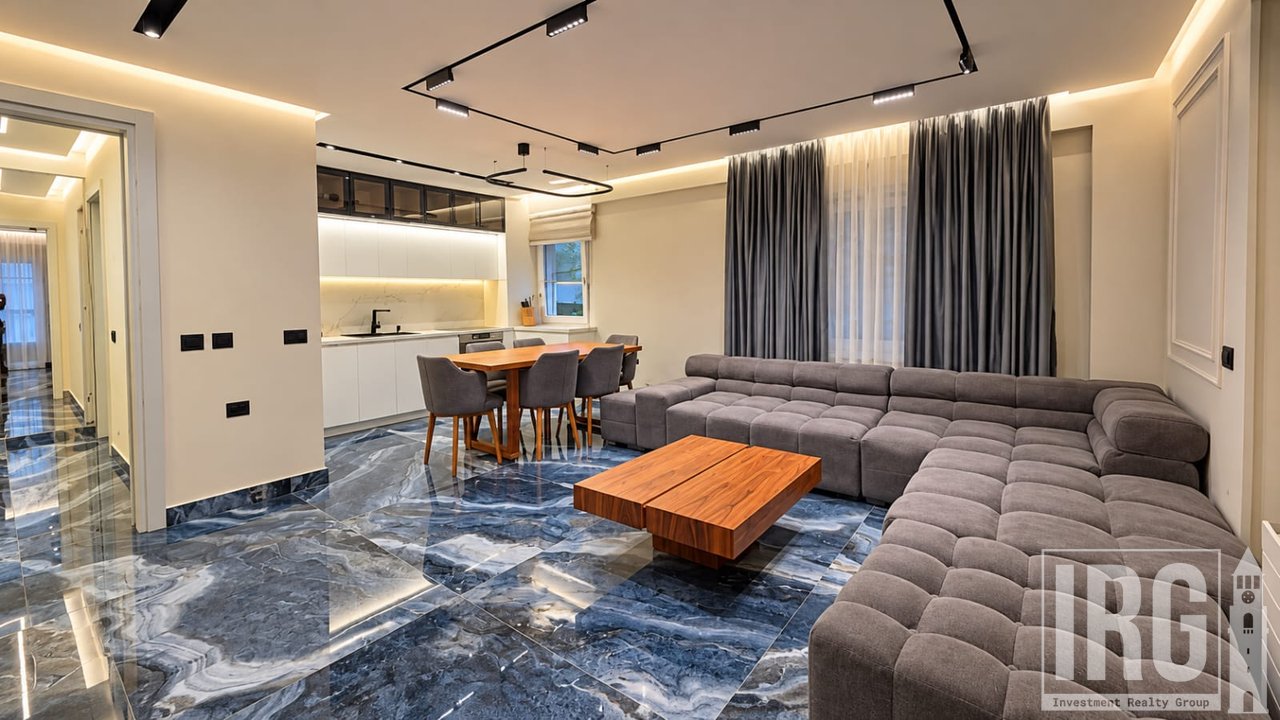 Jepet me Qira Apartament 2+1 me Parkim – Kopshti Botanik, Pranë Xhamisë