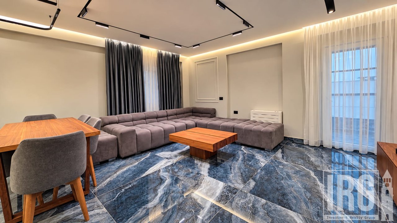 Jepet me Qira Apartament 2+1 me Parkim – Kopshti Botanik, Pranë Xhamisë