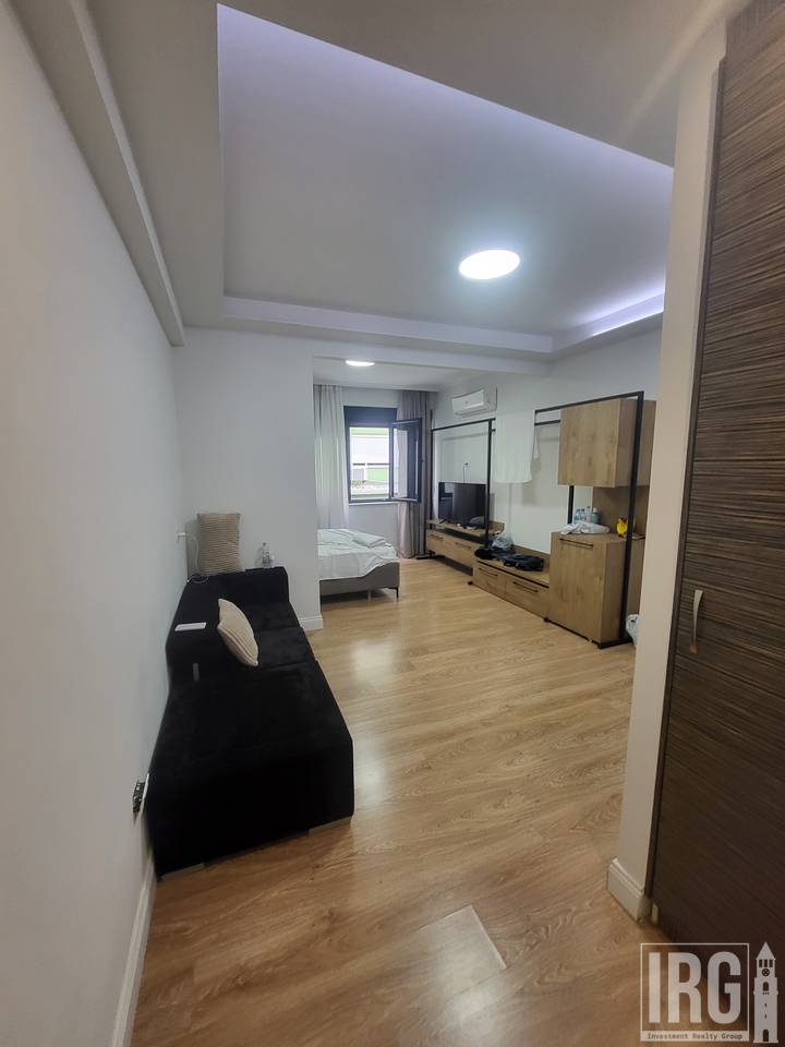 Premises for rent in the block!