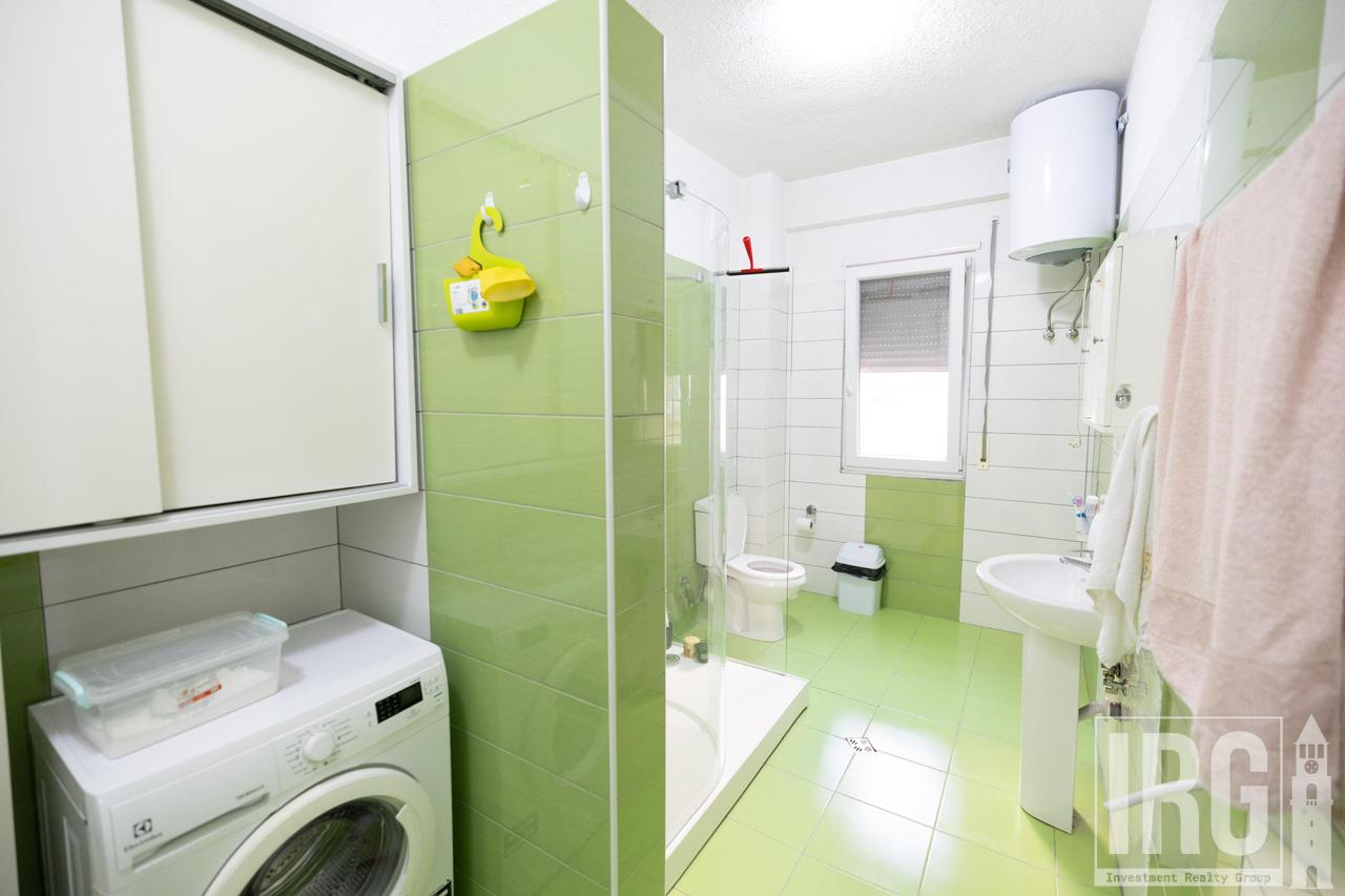 APARTAMENT 2+1+POST PARKIMI TE PAVAROTI,  PRANE KOPSHTIT ZOOLOGJIK