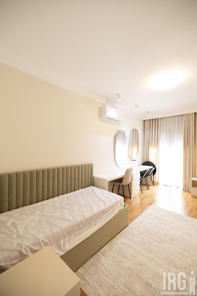 APARTAMENT 2+1+2 POSTE PARKIMI TE KOPSHTI ZOOLOGJIK, PRANE TIKU&amp;MATO
