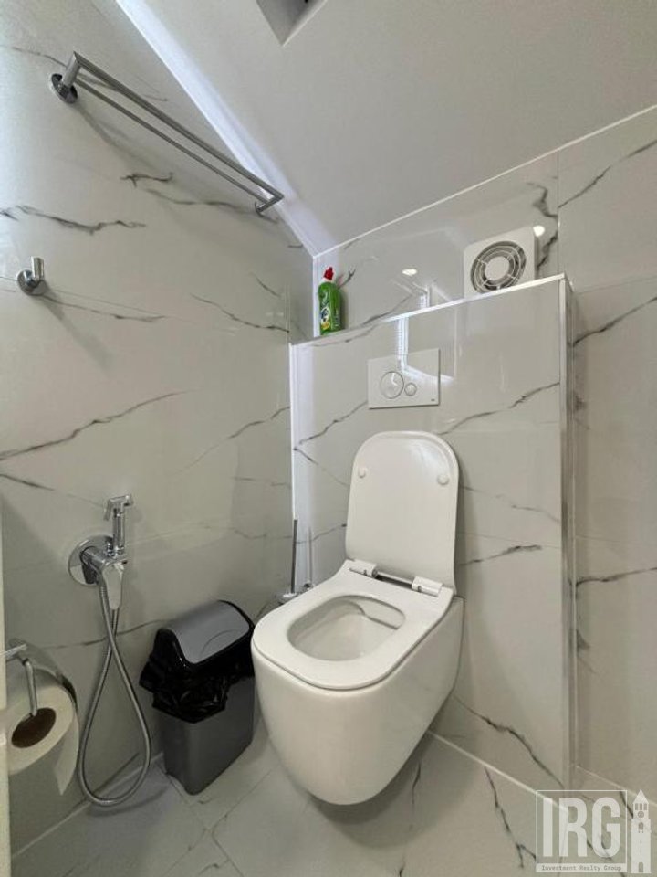 APARTAMENT 2+1 ME QIRA | KAMËZ