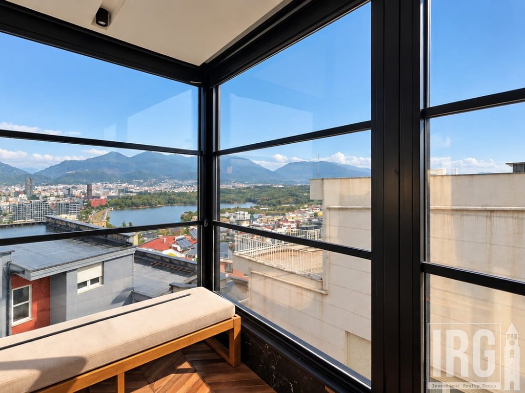 Jepet me Qira Apartament 2+1 me Parkim – Kopshti Botanik, Pranë Xhamisë