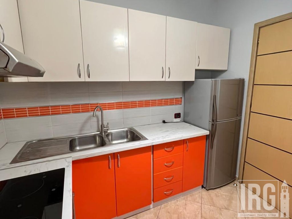 APARTAMENT 2+1+VERANDE TE KOMUNA E PARISIT