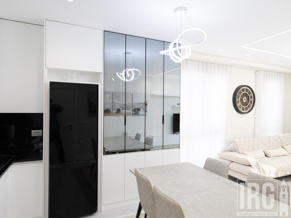 APARTAMENT 2+1+2 POSTE PARKIMI TE KOPSHTI ZOOLOGJIK, PRANE TIKU&MATO