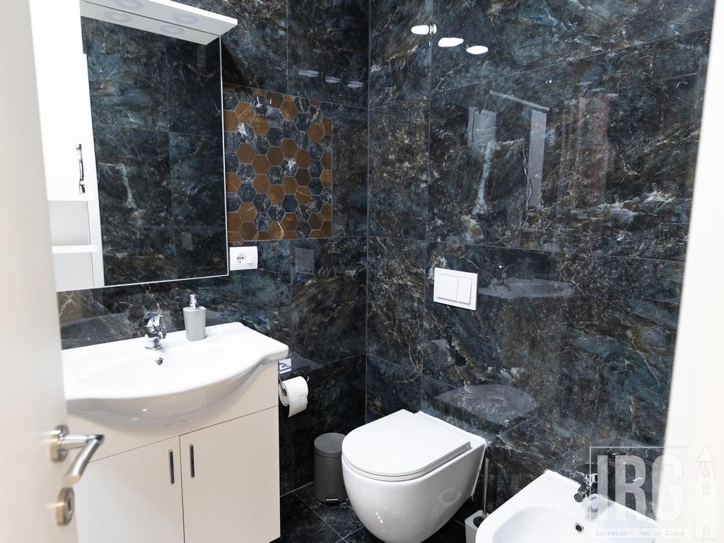 APARTAMENT 2+1+2 POSTE PARKIMI TE KOPSHTI ZOOLOGJIK, PRANE TIKU&MATO