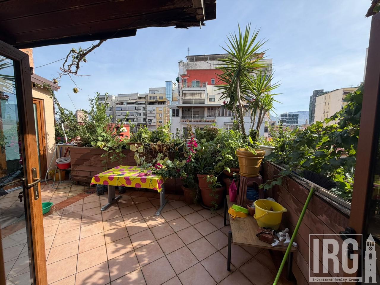 AFFITTO APPARTAMENTO 2+1 CON VERANDA / VIA HIM KOLLI