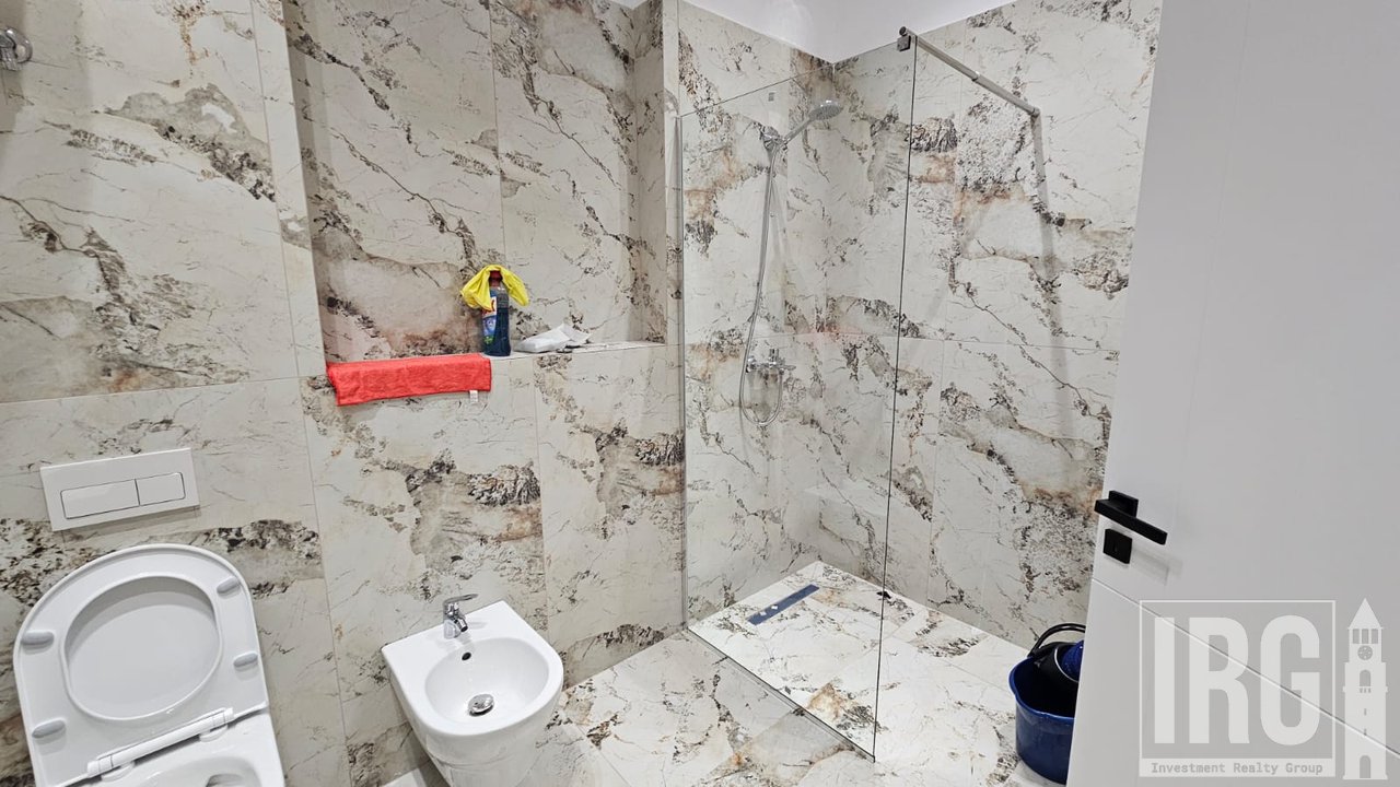 Apartament 3+1 me Oborr Privat- Eden Residence, Sauk