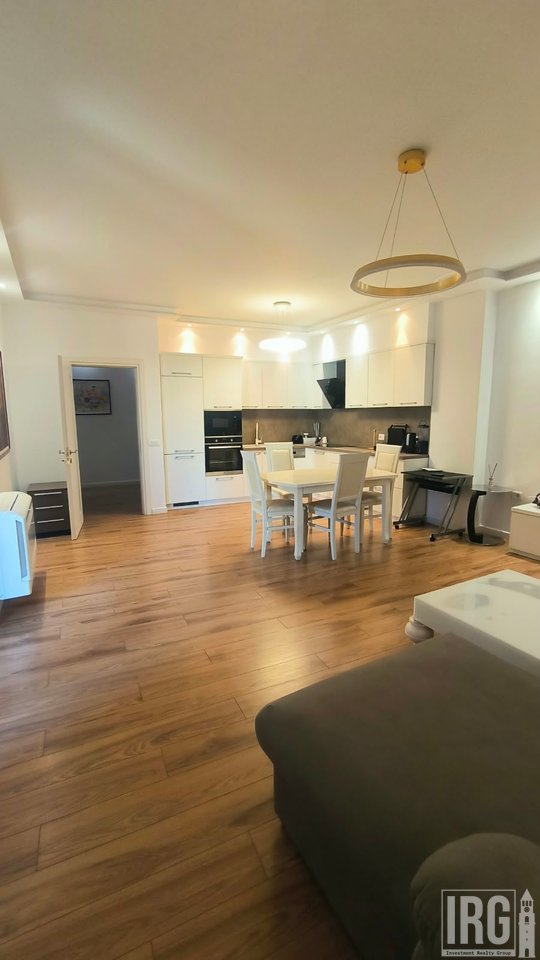 APARTAMENT 2+1 ME QIRA | TOPTANI CENTER
CMIMI 1100 €