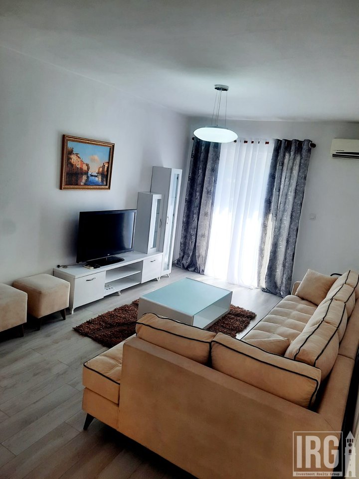 APARTAMENT 2+1+KUZHINE PER QIRA NE BLLOK!