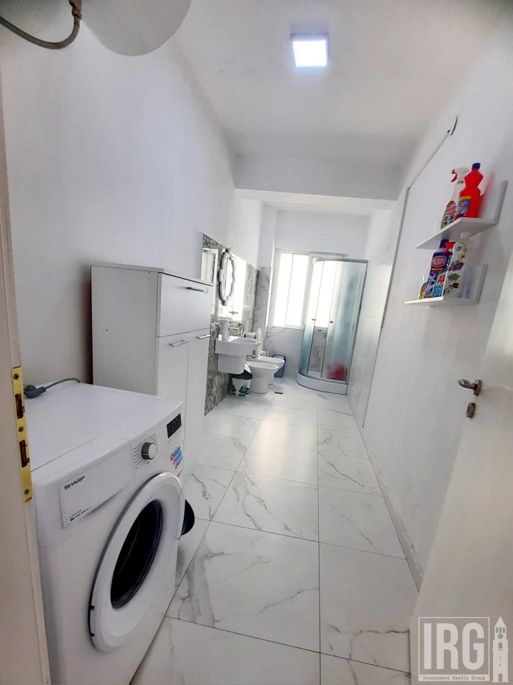 APARTAMENT 2+1+KUZHINE PER QIRA NE BLLOK!