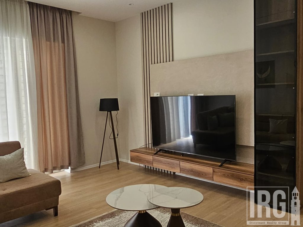 Apartament 3+1 me Oborr Privat- Eden Residence, Sauk