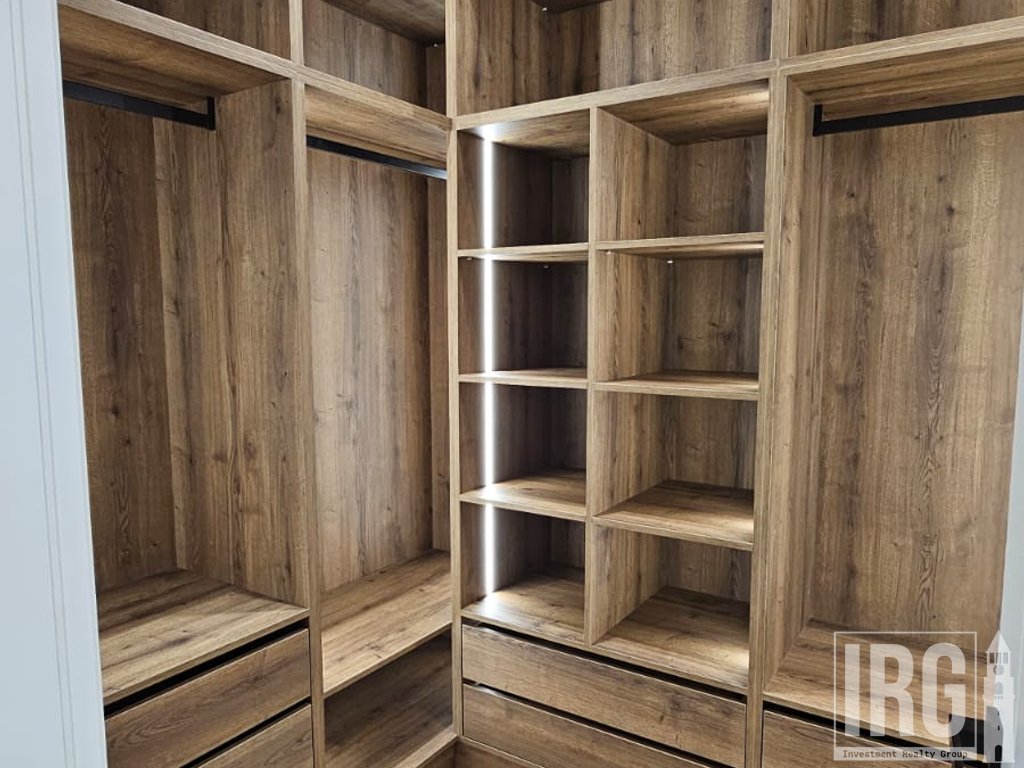 Apartament 3+1 me Oborr Privat- Eden Residence, Sauk