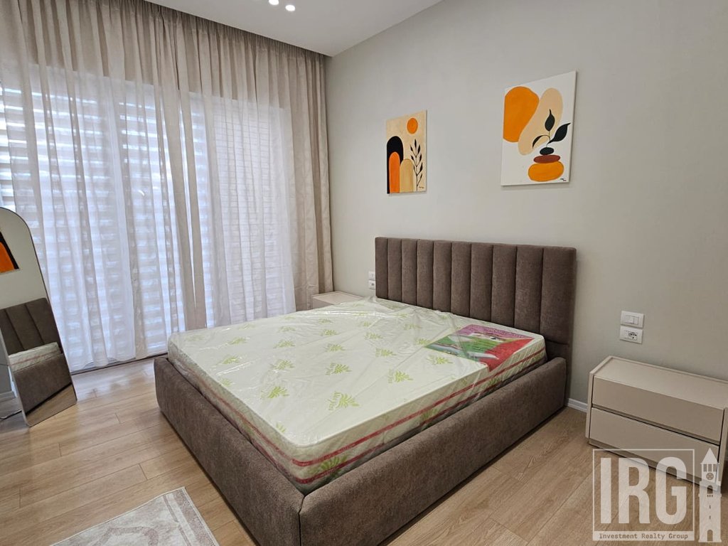 Apartament 3+1 me Oborr Privat- Eden Residence, Sauk