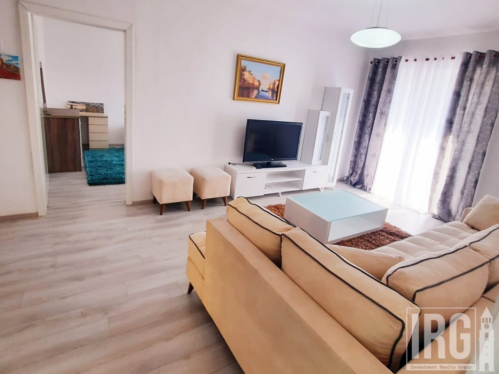 APARTAMENT 2+1+KUZHINE PER QIRA NE BLLOK!