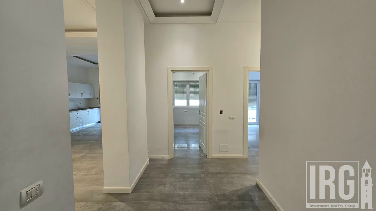 SHITET APARTAMENT 2+1 TE GOLDEN PARK, PERBALLE SPITALIT AMERIKAN 3!