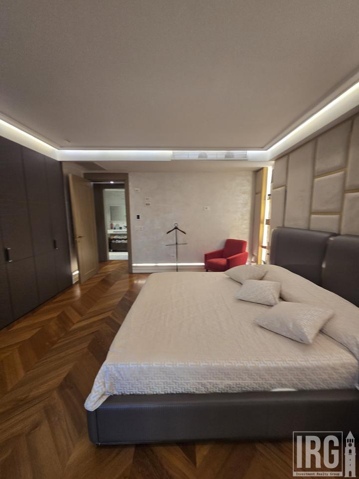 APARTAMENT LUKSOZ PËR SHITJE – KOMUNA E PARISIT, TIRANË