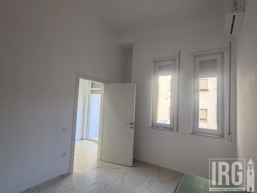 📍 Jepet me qira 2+1 Për zyra, biznes ose banim – Donika Center