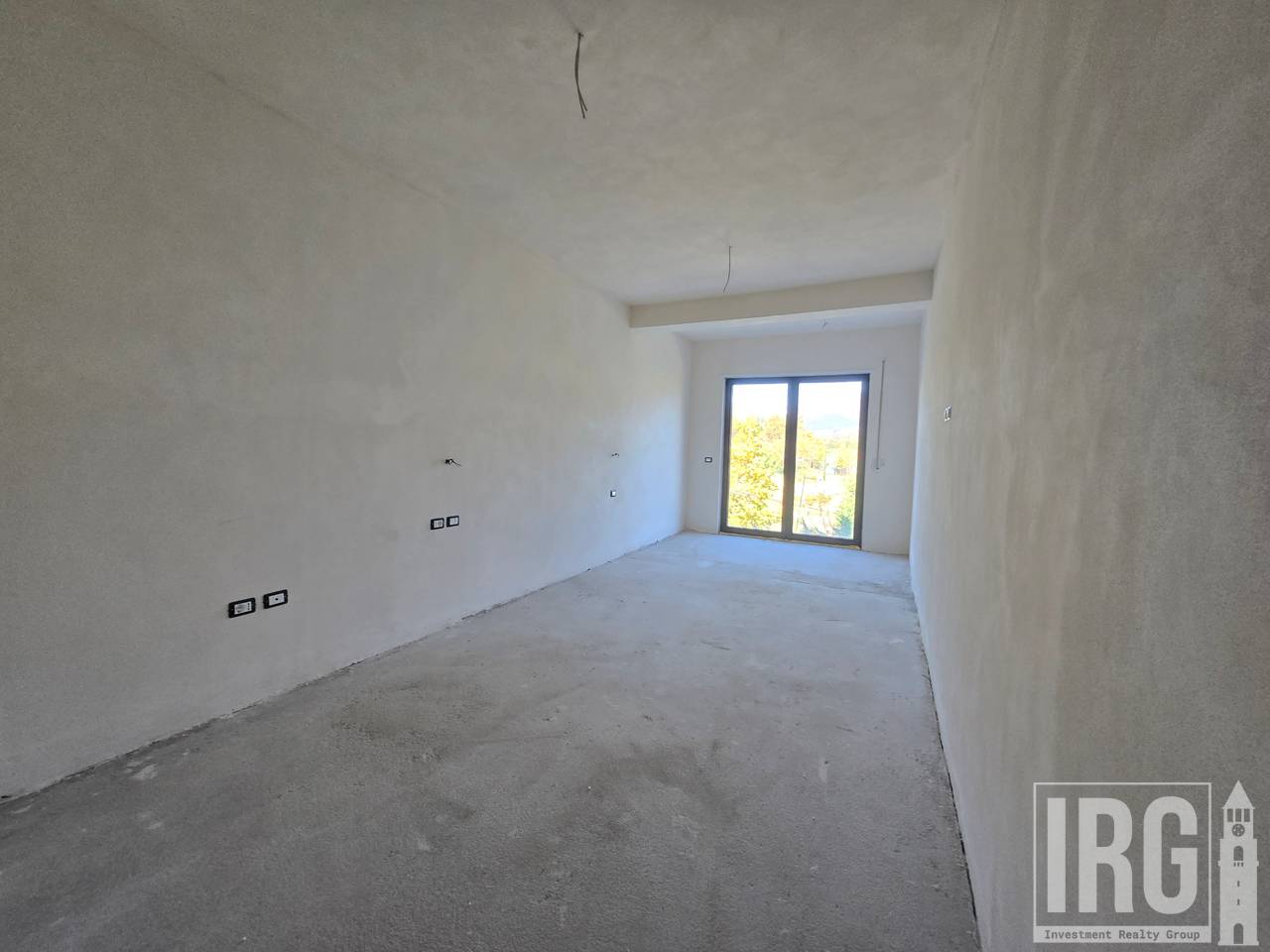 Vile Individuale me Pishine ne Swan Lake Residence