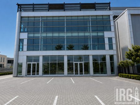 AMBIENTE COMMERCIALE IN AFFITTO – SHOWROOM