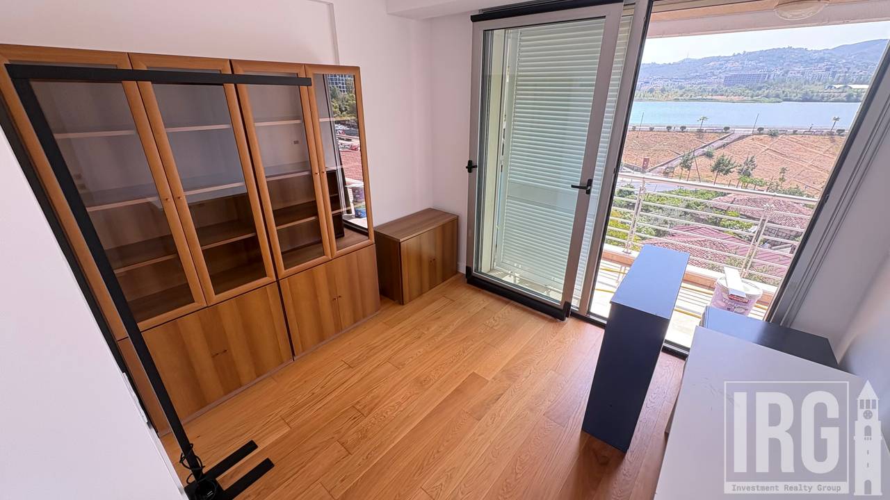 APPARTAMENTO 3+1+POSTO AUTO IN AFFITTO AL COMPLESSO NOBIS, CON VISTA SUL LAGO DI TIRANA