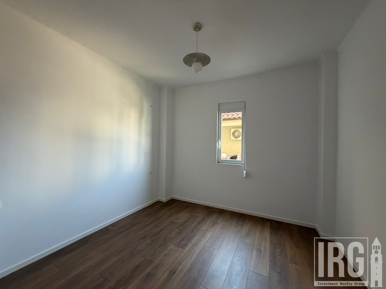 SHITET APARTAMENT 1+1 NE LAPRAKE, PRANE ZOJA KESHILLIT TE MIRE