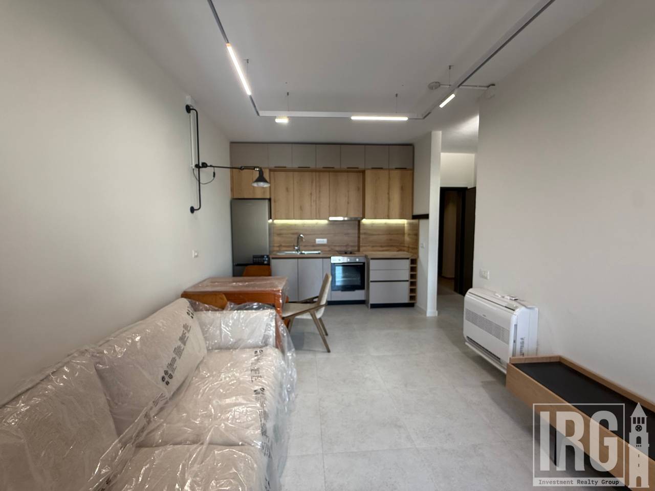 For rent 1+1 with parking space, Galeria Roma!