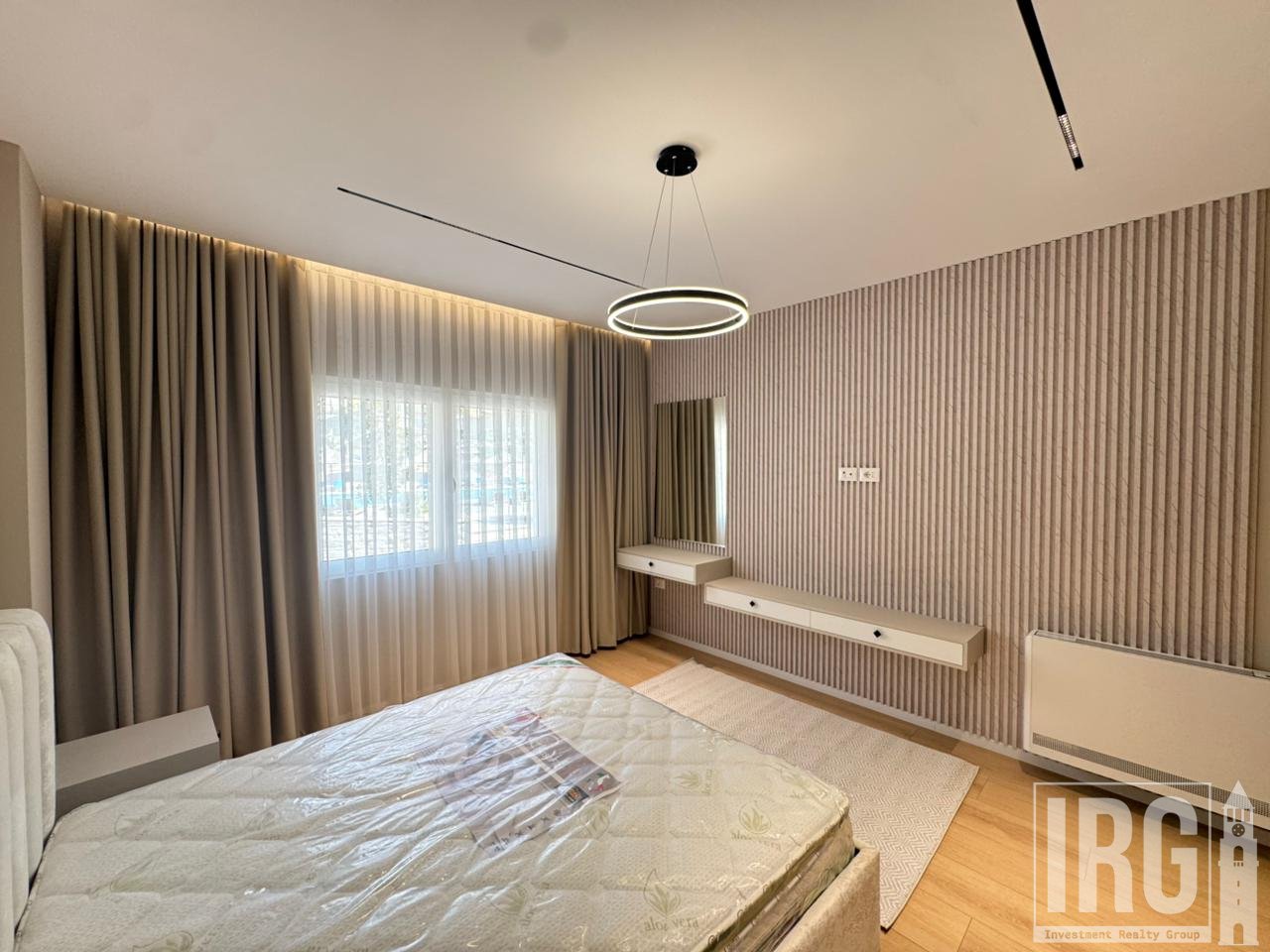 APARTMENT FOR RENT 2+1+2 + PARKING AT LAKE LAND.